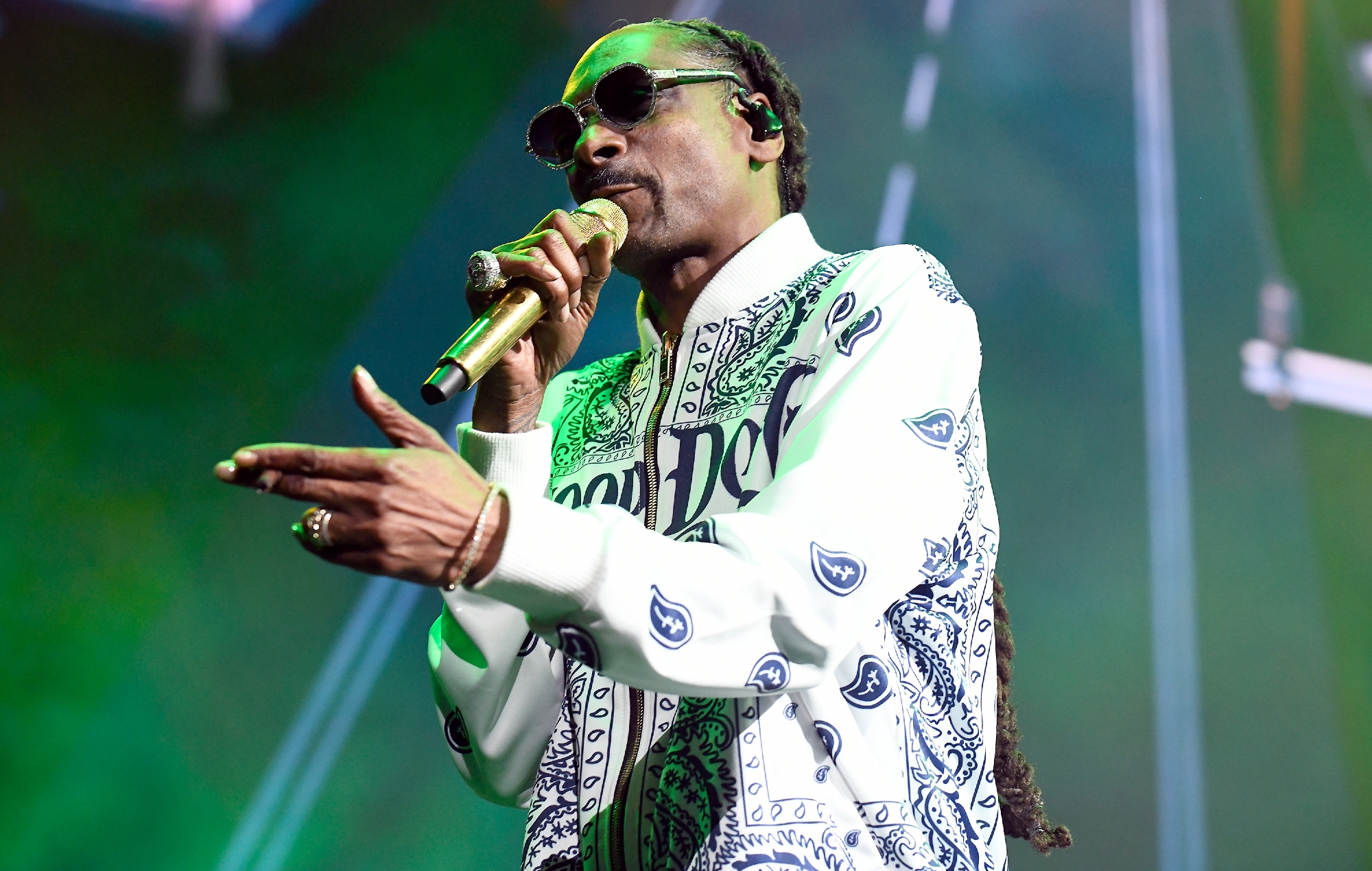 Snoop Dogg is now a "Dungeon Master" thanks to Meta's new AI